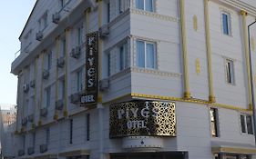 Piyes Otel